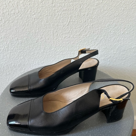 Vintage Chanel Black Slingback Heels - Picture 5 of 6